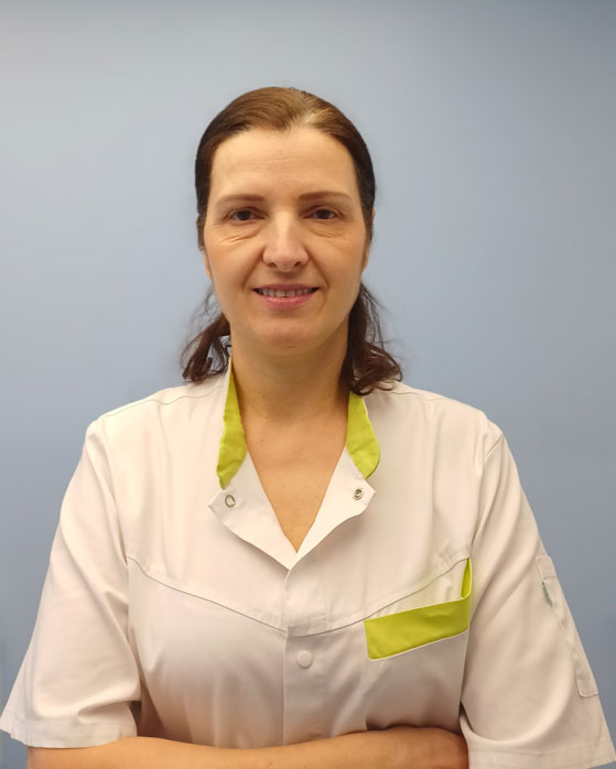 Violeta, Assistante dentaire - Cabinet dentaire à Neuilly